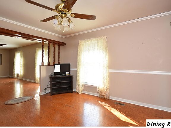 5th image of 1021 Hanly Ln