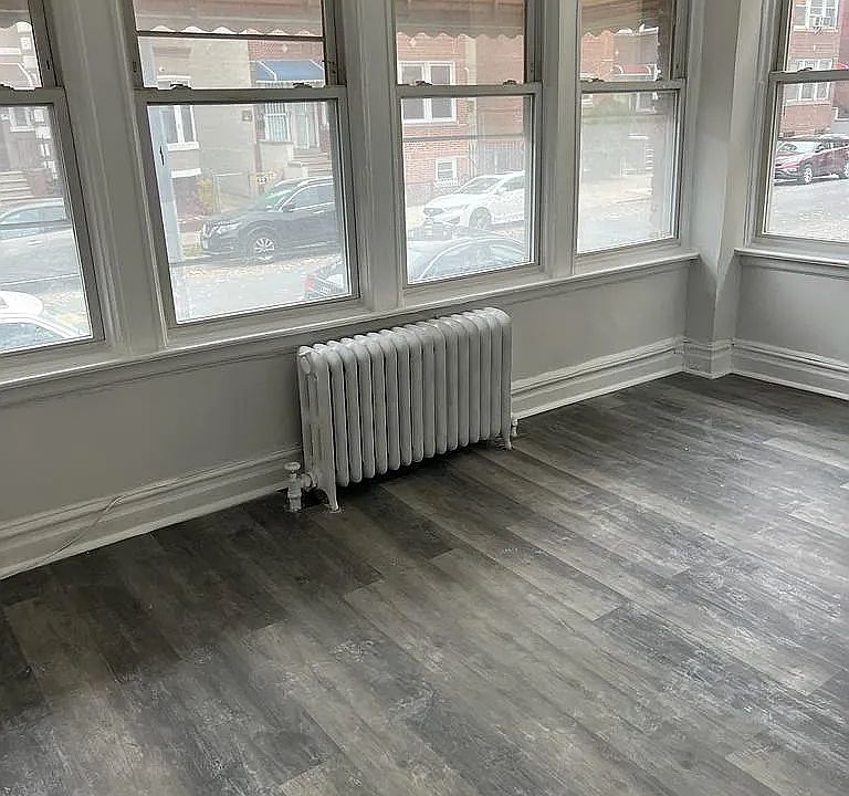 2nd image of 3326 Tiemann Ave #1