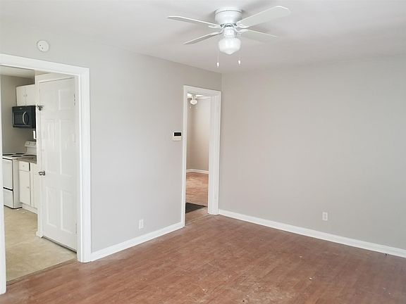 3rd image of 803 N 6th St