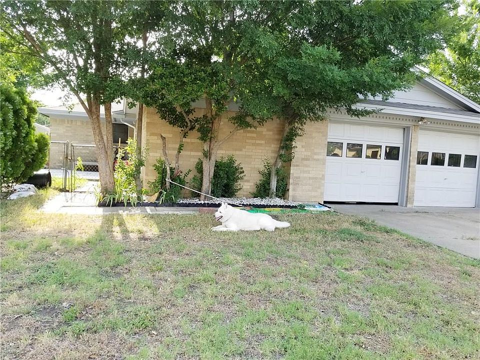 1st image of 402 San Carlos Dr