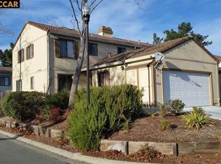 12 Plateau Ct, Hercules, CA 94547