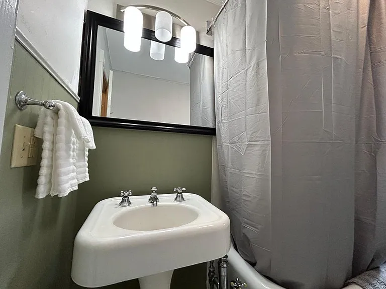 8 S Union St #2 — Photo 18