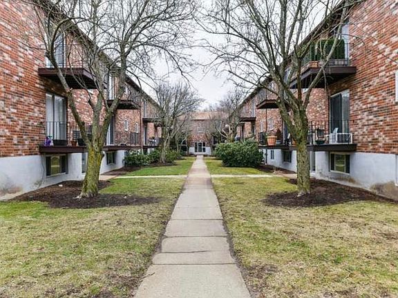3rd image of 22 Westgate Rd APT 3