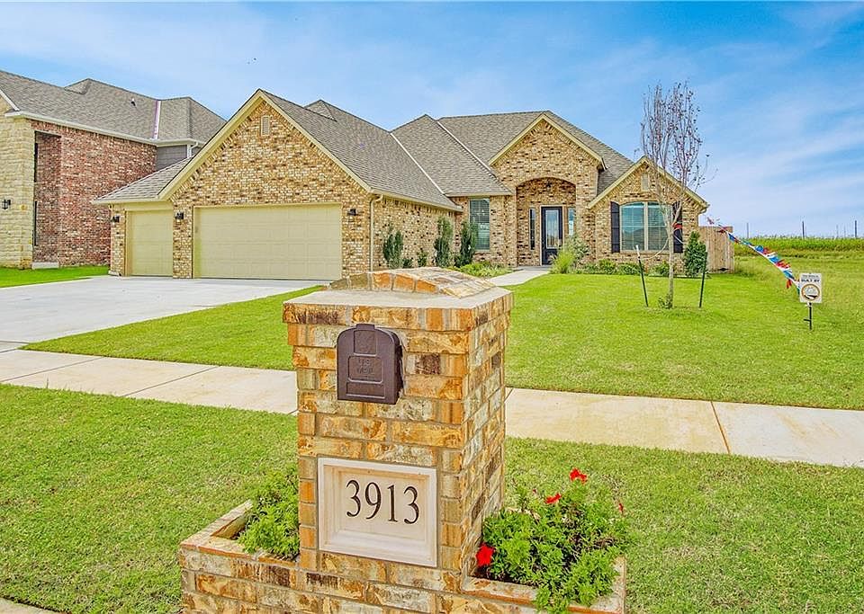 1st image of 3913 Carmona Lakes Dr