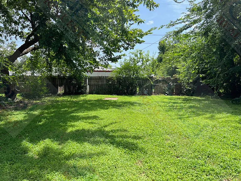 806 Bell Dr — Photo 27