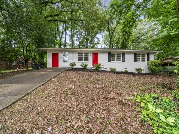 2461 Lakewood Dr NW, Kennesaw, GA 30152