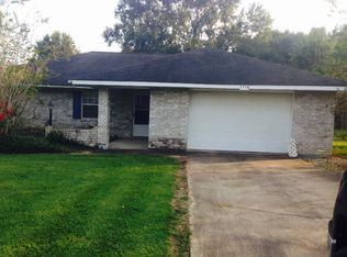 1718 Walnut St, Pine Prairie, LA 70576