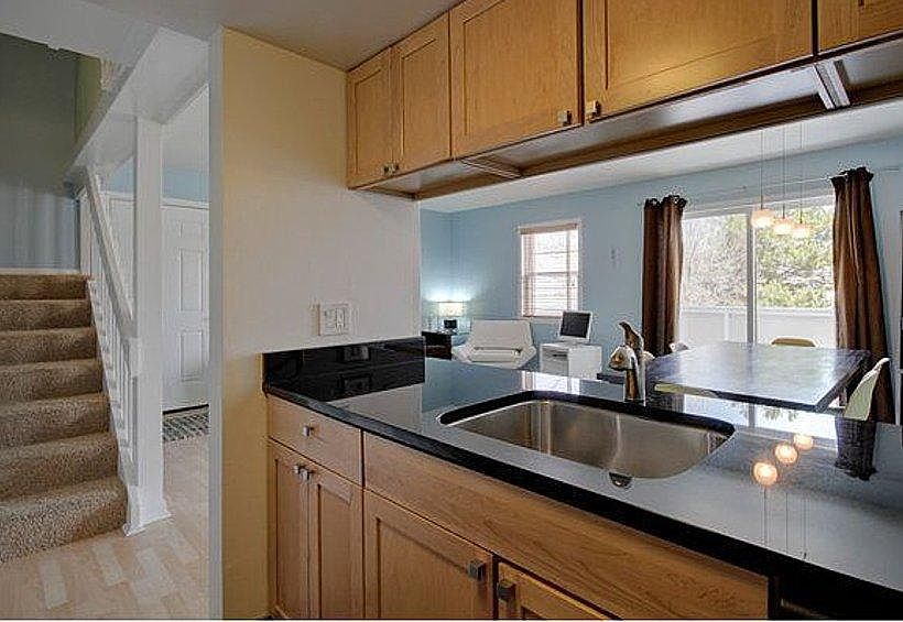 Kitchen / Living room