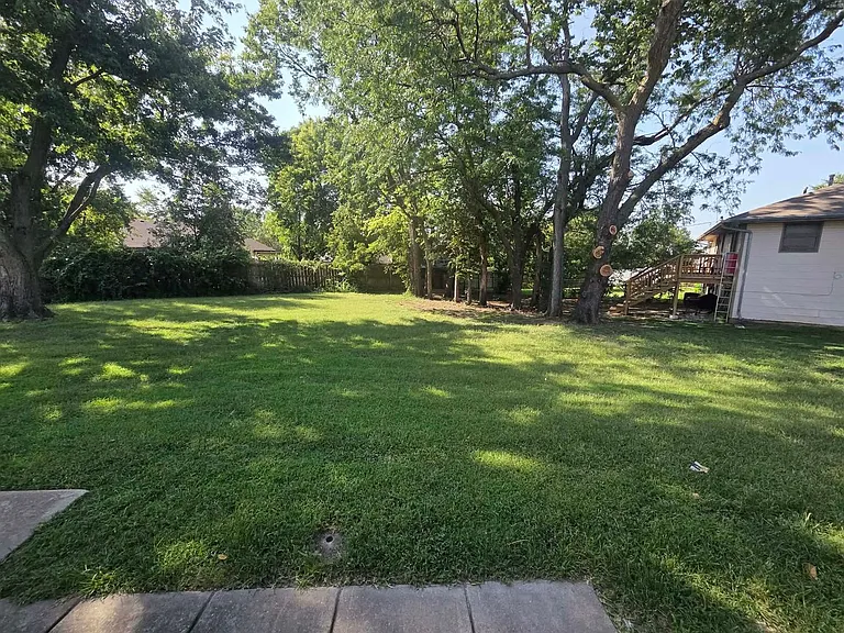 328 S Kiowa Ct — Photo 25