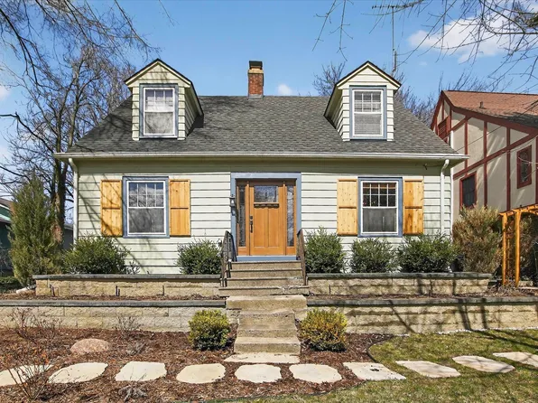 1732 Jackson Ave, Ann Arbor, MI 48103
