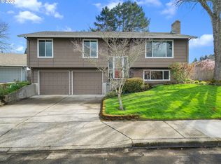20840 SW Regal Ct, Aloha, OR 97003