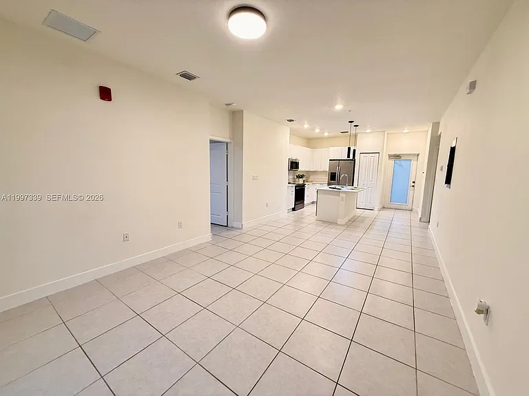 8001 NW 41st St #F-305 — Photo 7