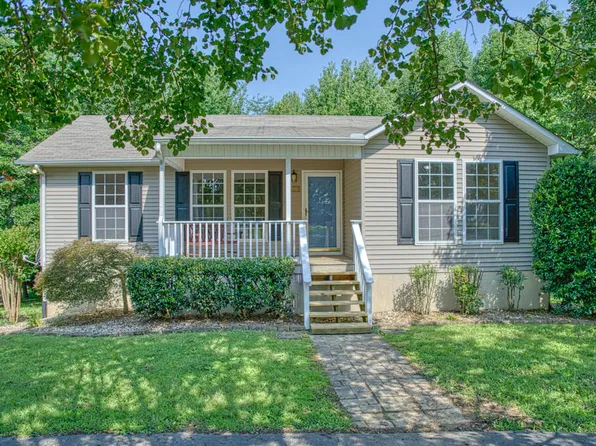 266 E Bangham Rd, Cookeville, TN 38501