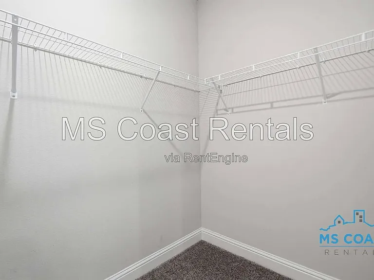 5543 Overland Dr — Photo 17