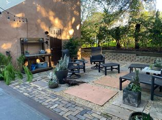 1040 Crest Dr, Encinitas, CA 92024