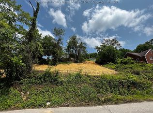 1856 Chandler Dr, Charleston, WV 25387