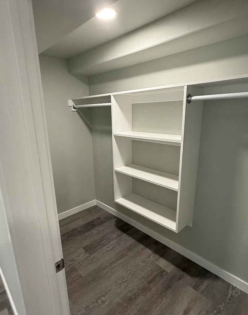 3 bed, $2,095 — Photo 4