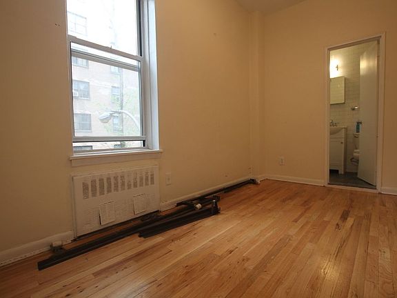 5th image of 235 E 27th St #2CC