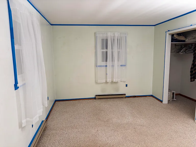 1350 Spring Valley Rd — Photo 11