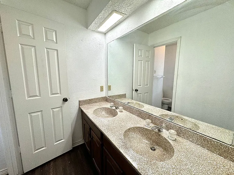 13217 Fall Manor Dr — Photo 7