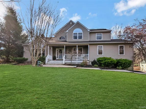 4 Apple Lane, Wading River, NY 11792