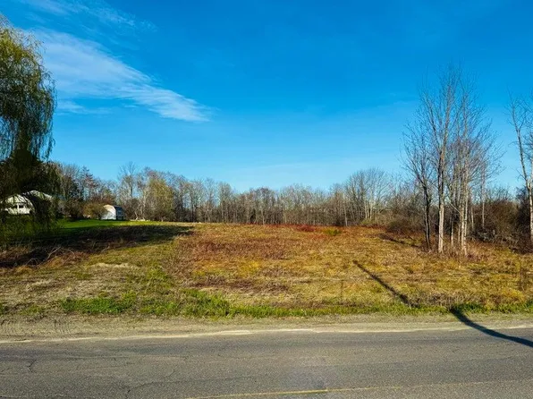 23 Dexter Road, Saint Albans, ME 04971