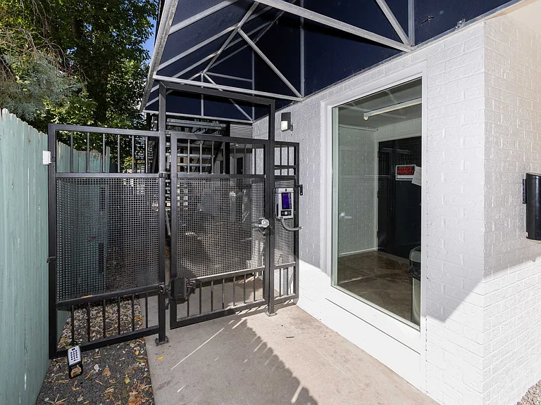 2441 S. York St. — Photo 15
