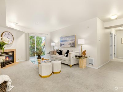 7912 170th Avenue NE #204, Redmond, WA, 98052