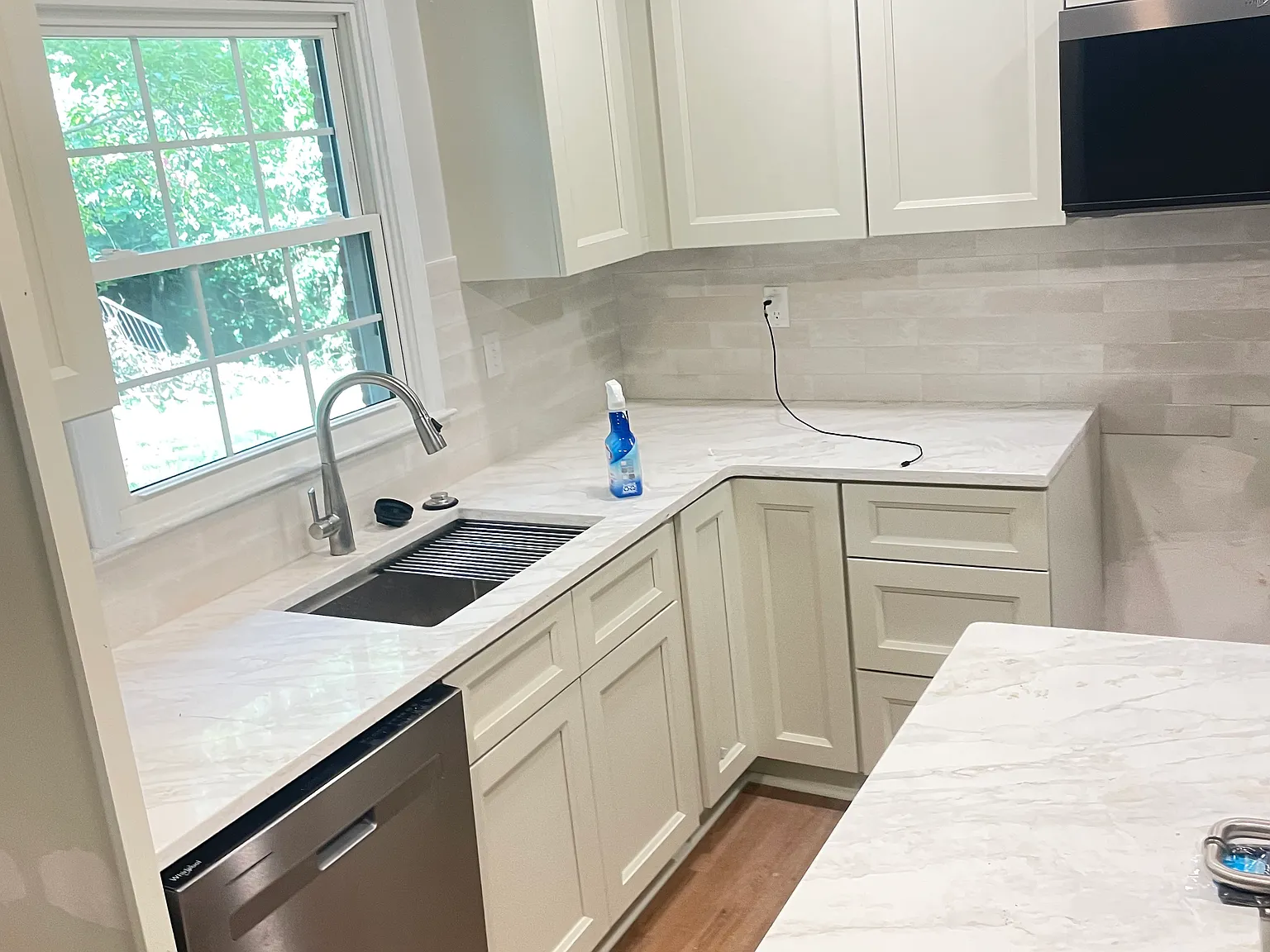 4 bed, 1770 sqft, $2,500 — Photo 4