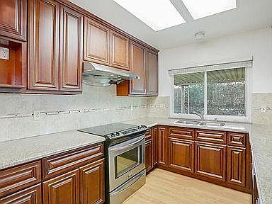 1st image of 89962 Lansdowne Ct