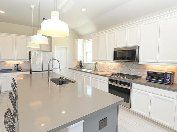 5th image of 15335 Leal Rancho Ct