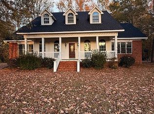 618 Pinewood Dr, Cheraw, SC 29520