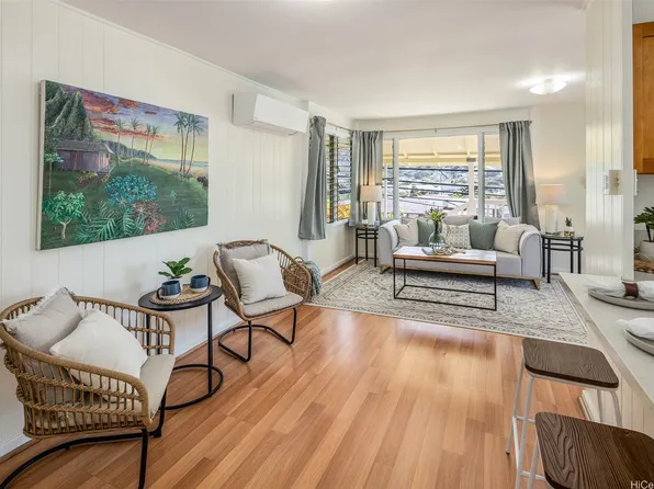 2258 Palolo Ave, Honolulu, HI 96816