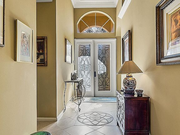 4th image of 6951 Imperial Beach Cir