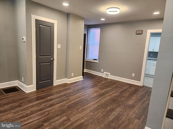 5th image of 208 N Horton St