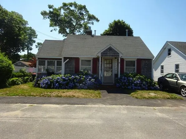 21 Vernal Street, Wareham, MA 02571