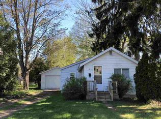 415 Monroe St, Petoskey, MI 49770
