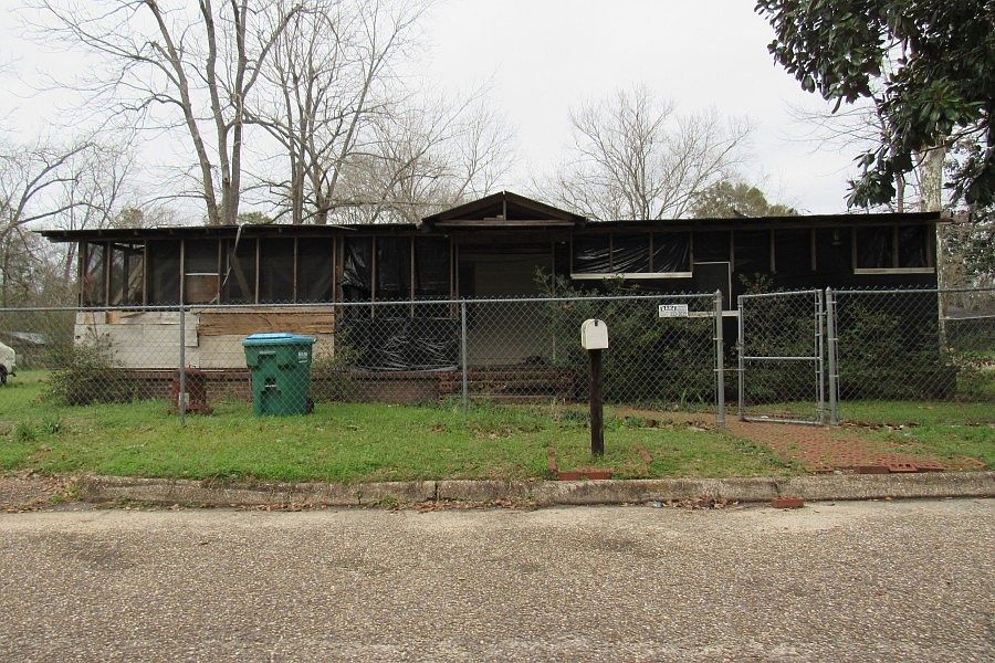 1st image of 22531 8th Ave