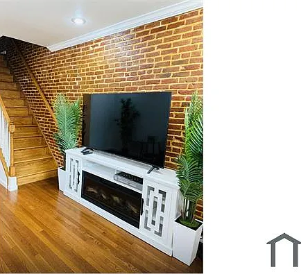 208 N Port St — Photo 17