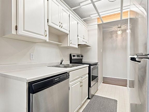 2nd image of 9725 106th St NW #403