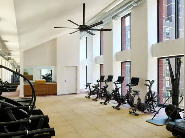 2-33 50th Avenue image 5 of 19