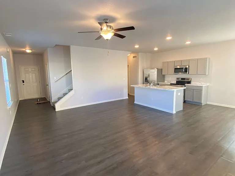 21302 W 215th Pl — Photo 9