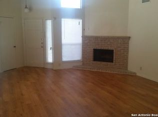 8427 Cranberry Hl, San Antonio, TX 78254