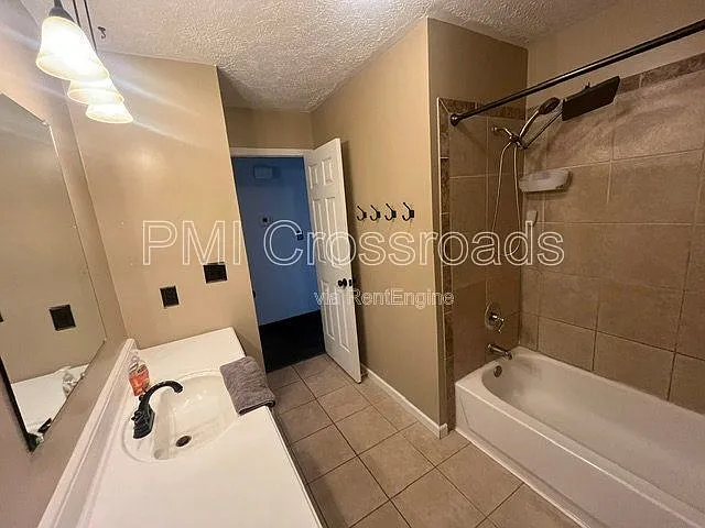 6752 Bristlewood Dr — Photo 2