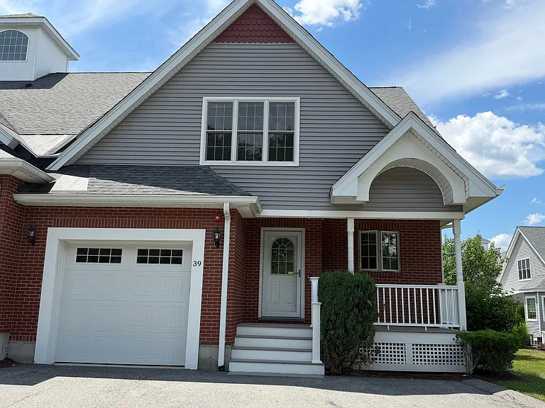 39 Dexter Rd — Photo 1