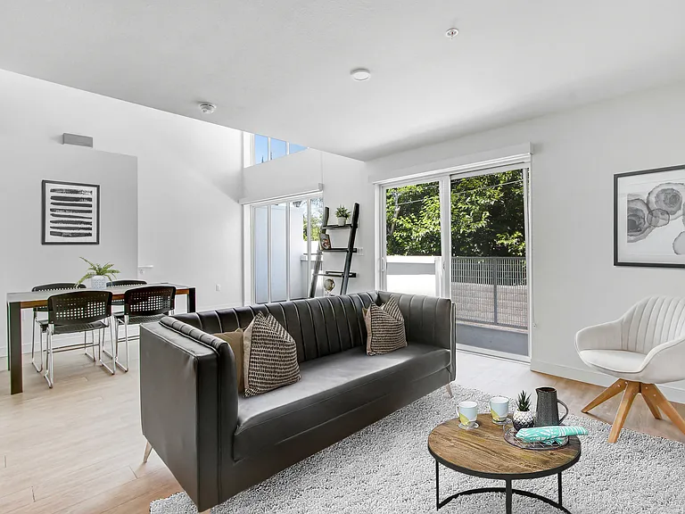 Watermark Apartments — Photo 46