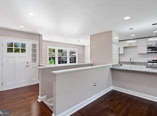 2314 Candlewood Dr, Alexandria, VA 22308