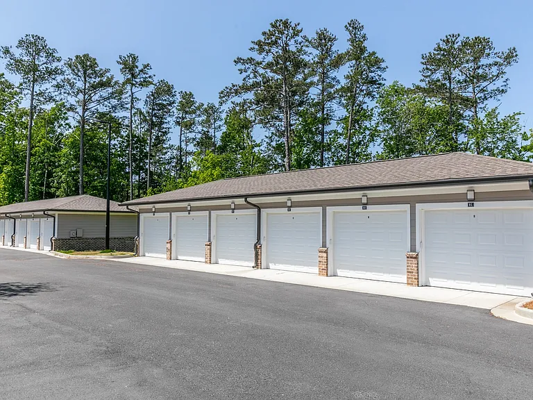 Annabelle on Main 55+ Active Adult Apartment Homes — Photo 7