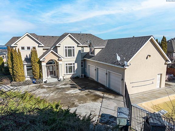 2nd image of 491 Adair Dr