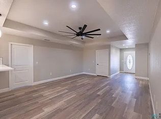 208 Starlite, Clovis, NM 88101